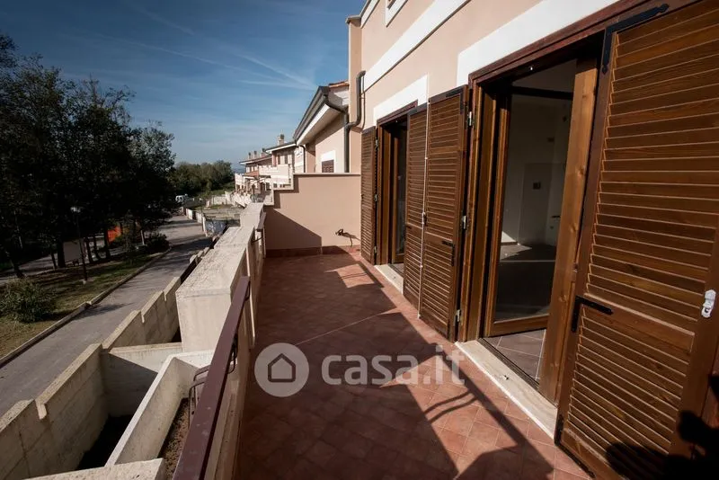 Balcon - New Villa with Garden in Forano