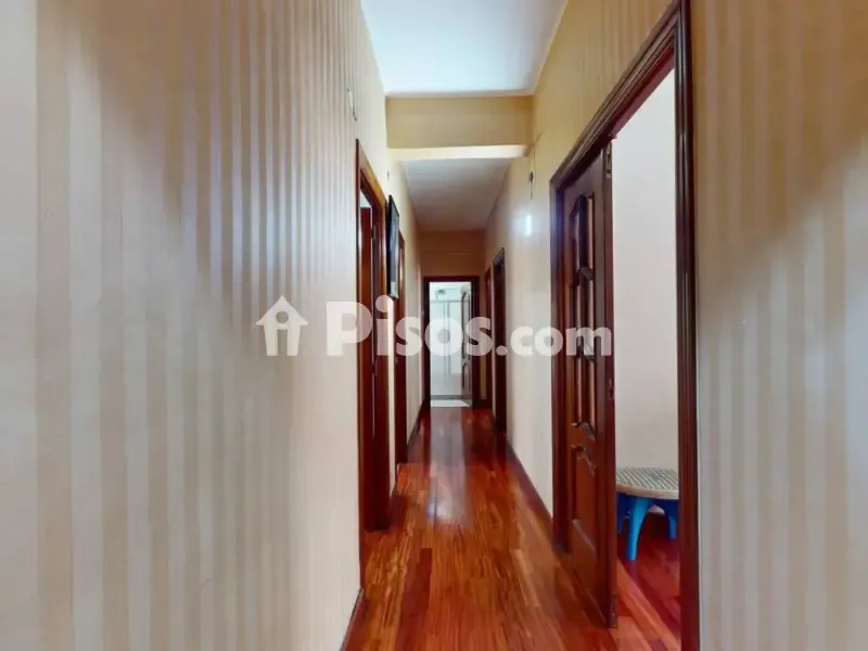 Esik - Apartment with Lift in Bilbao