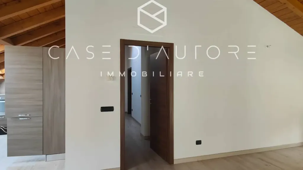 Stanze - Detached Flat with Garden in Varese Centre