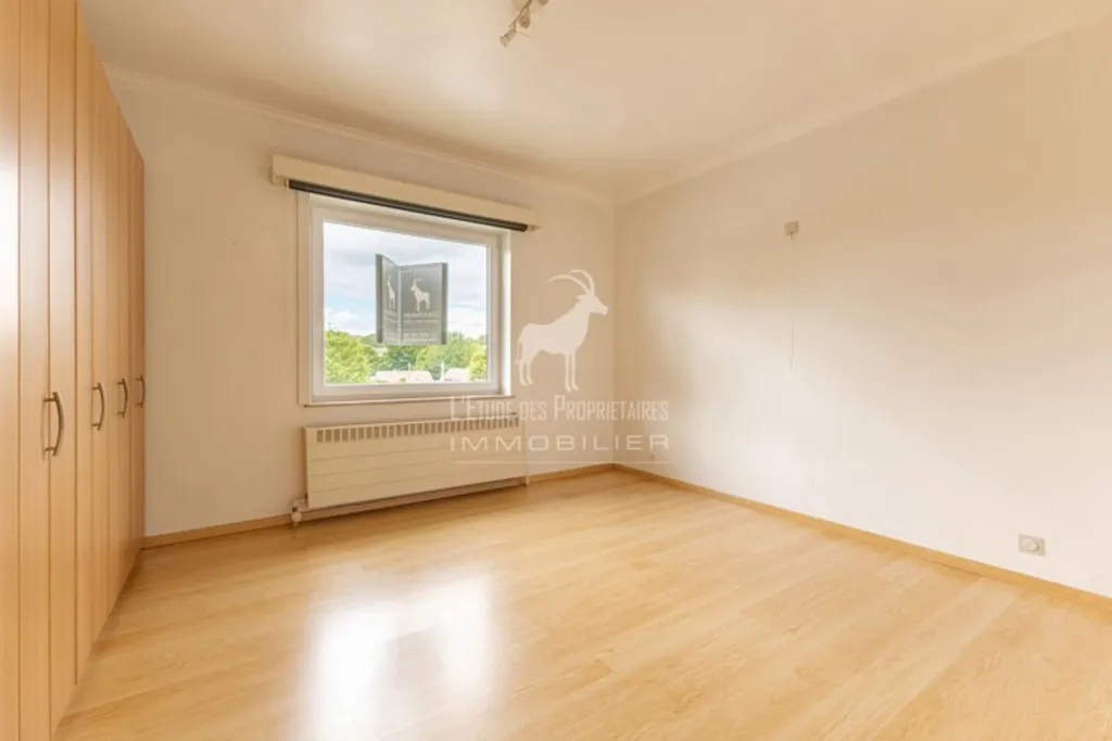 Pièces - Appartement 3 chambres avec balcon à Gozée