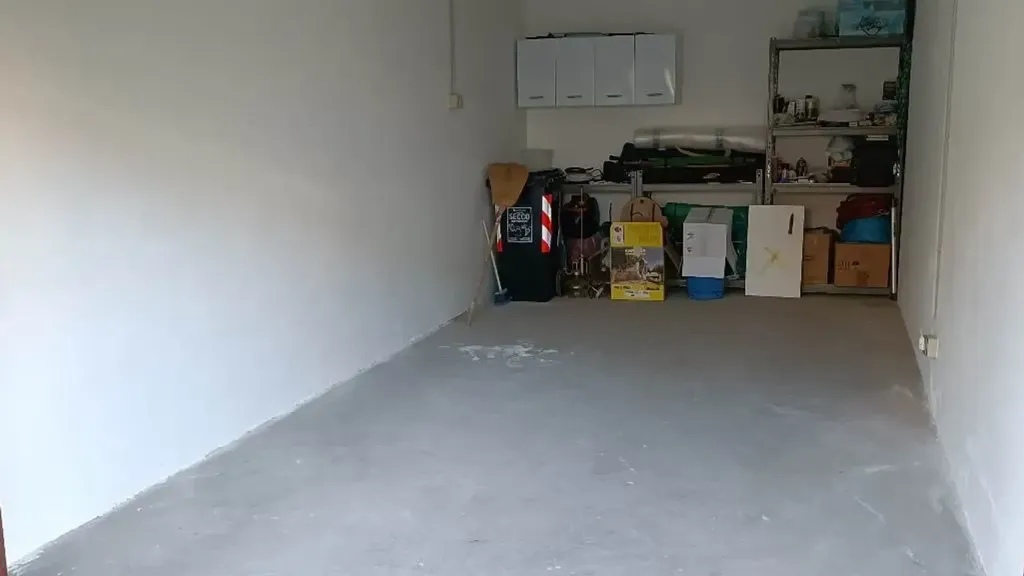 Garaaž - Apartment with Terrace in Polesella