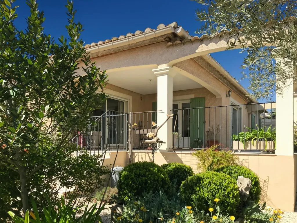 Välivaade - Charming House with Studio near Uzès