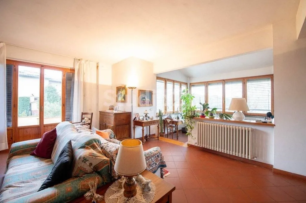 Soggiorno - Villa bifamiliare con piscina a Figline e Incisa Valdarno