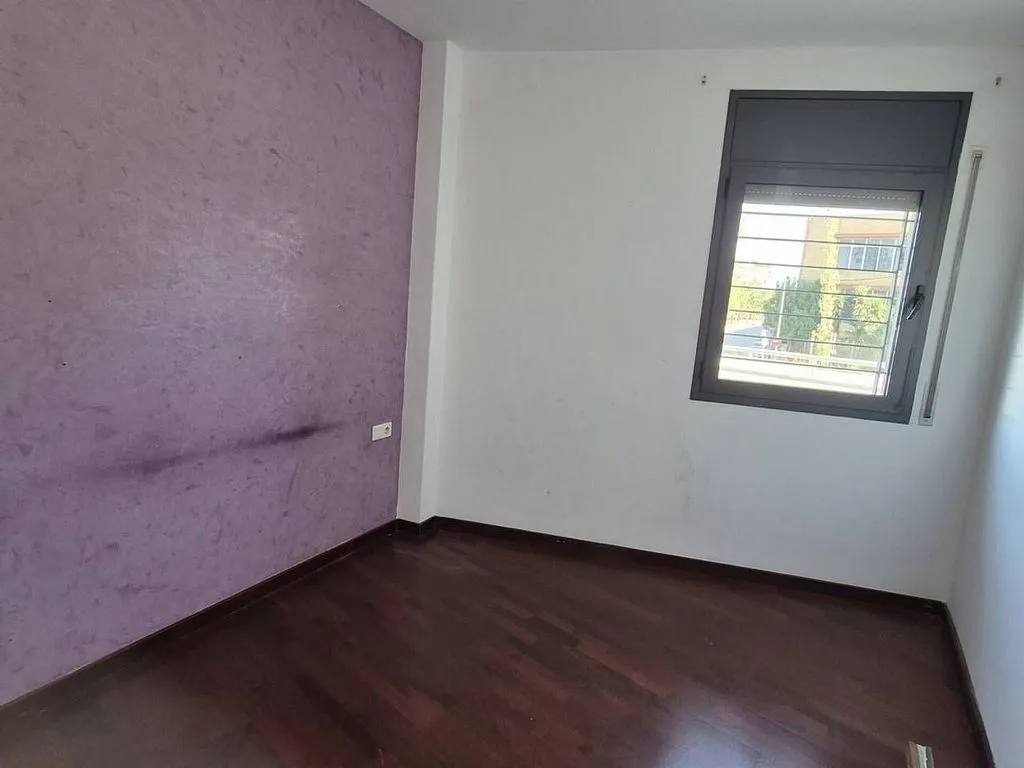 Pièces - 2-Bedroom Apartment with Garage in Ca n'Anglada