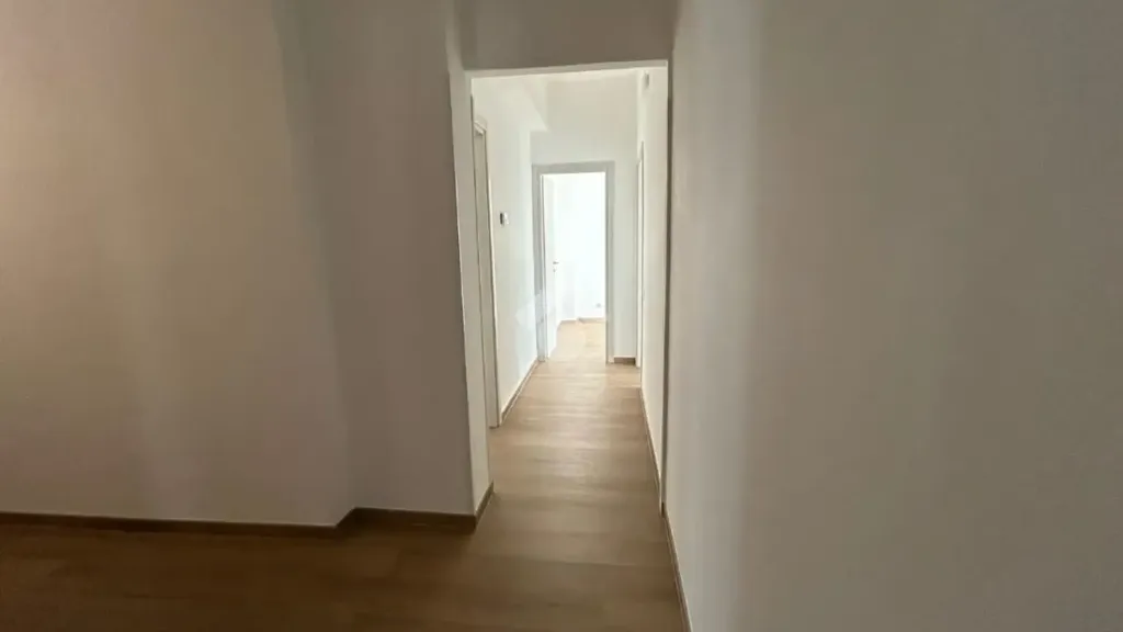Entrée - Rented Office-Style Flat in Central Cassino