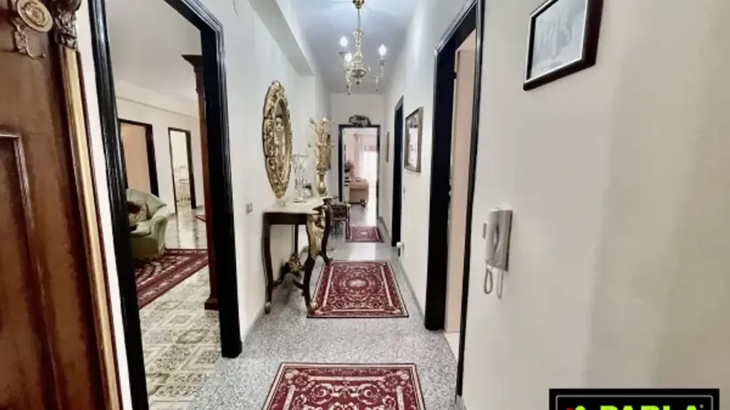 Esik - Spacious Apartment with Balcony in Canicattì