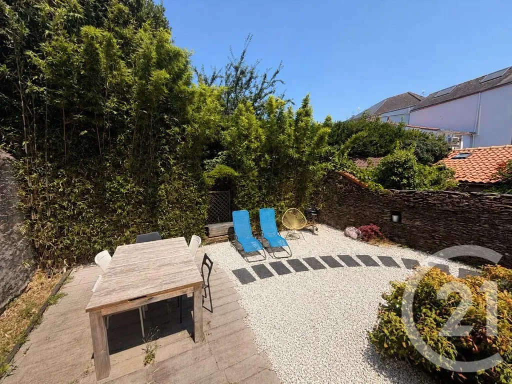 Terrazza - Charming Townhouse with Courtyard in Pornic