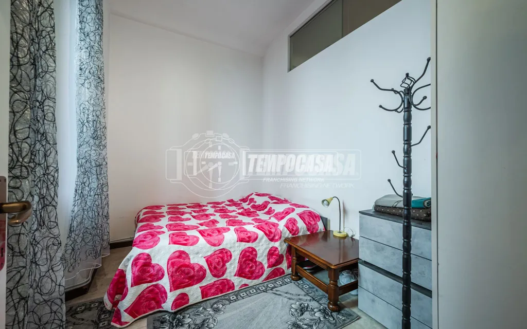 Magamistoad - Two-Bedroom Apartment for Renovation in Milan