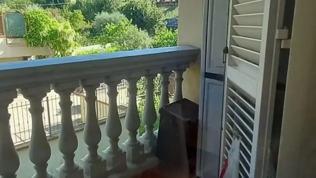 Balcon - Recently Built Apartment with Terrace in Vinci