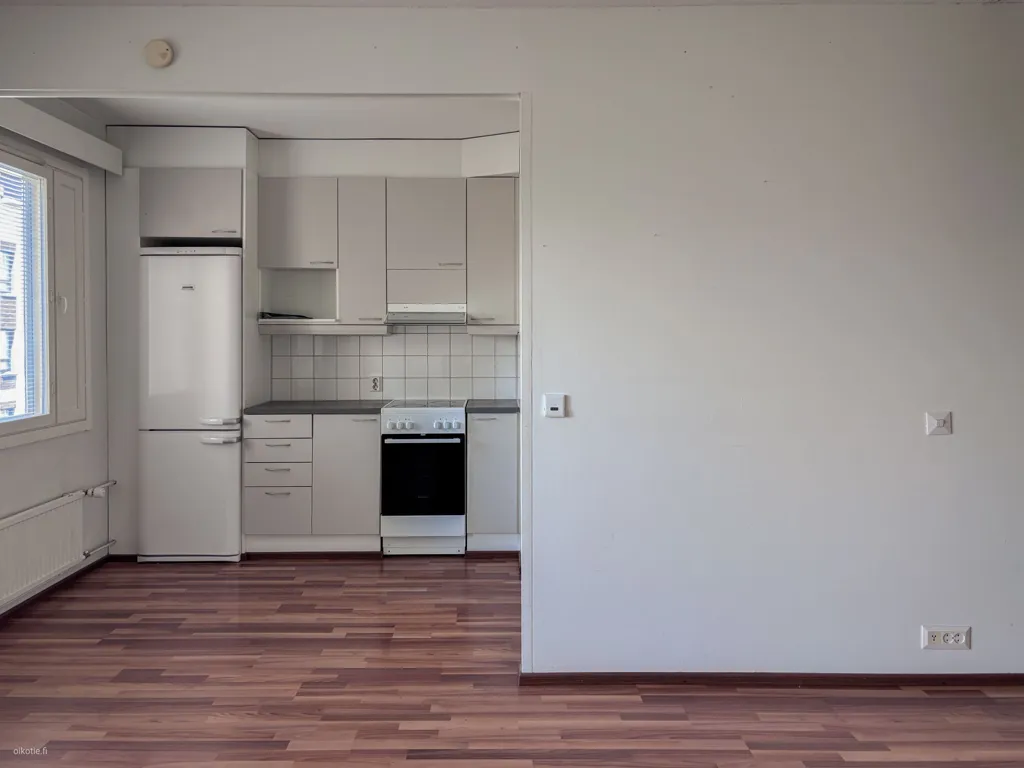 Cuisine - Bright Studio with Balcony in Oulu's Tuira