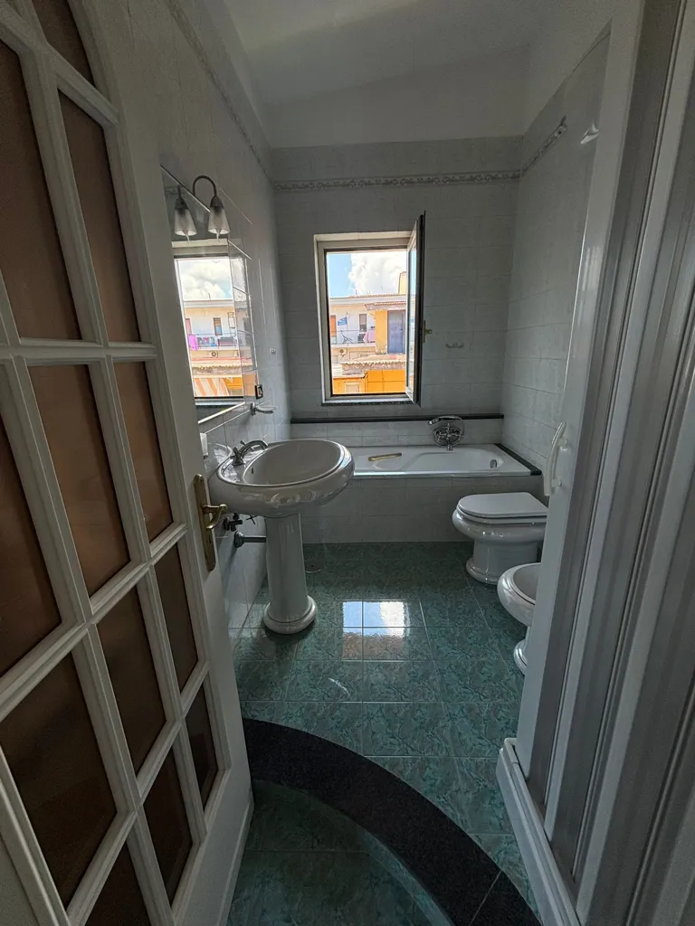 Salles de bain - Villa with Terrace in Melito di Napoli