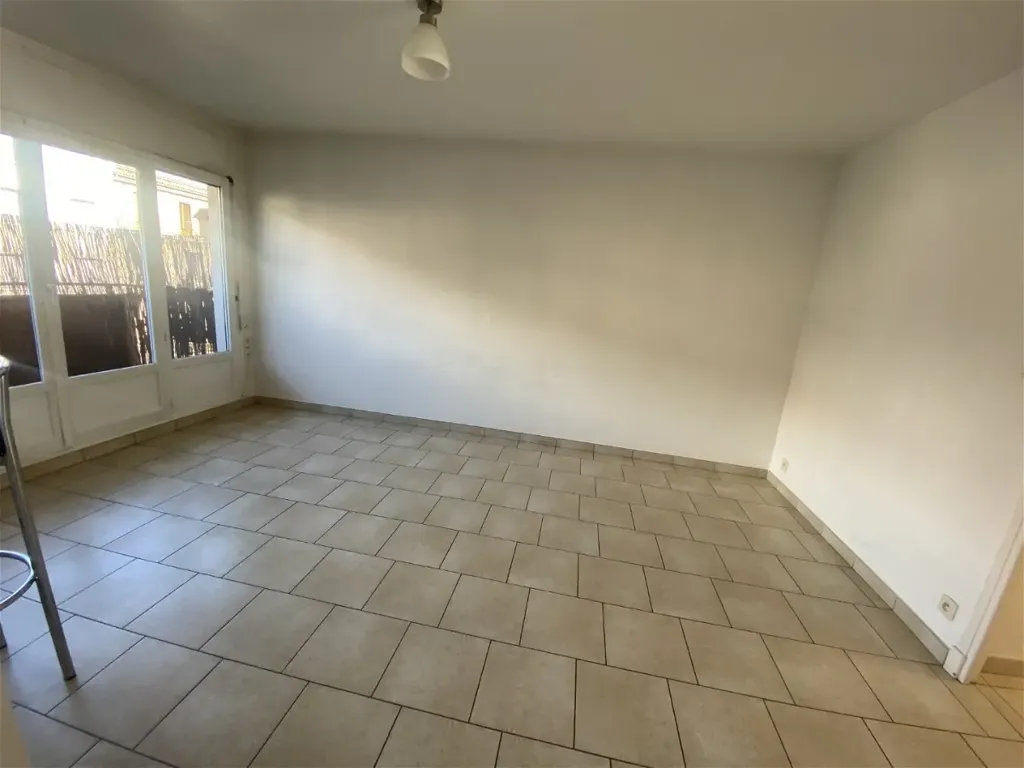 Toad - Apartment with Balcony in Gap