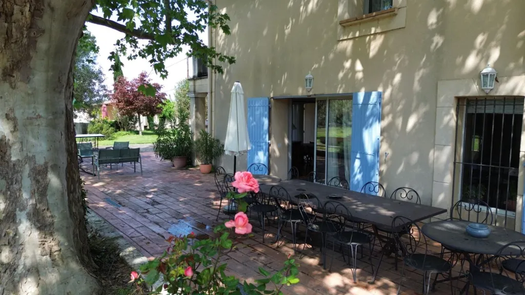 Terrasse - Mas de Charme avec Piscine à Monteux