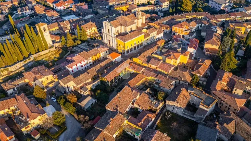 Õhuvaade - Triplex in Historic Centre, San Felice del Benaco
