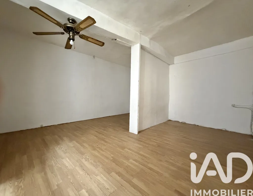 Toad - Village House with Renovation Potential in Puimisson