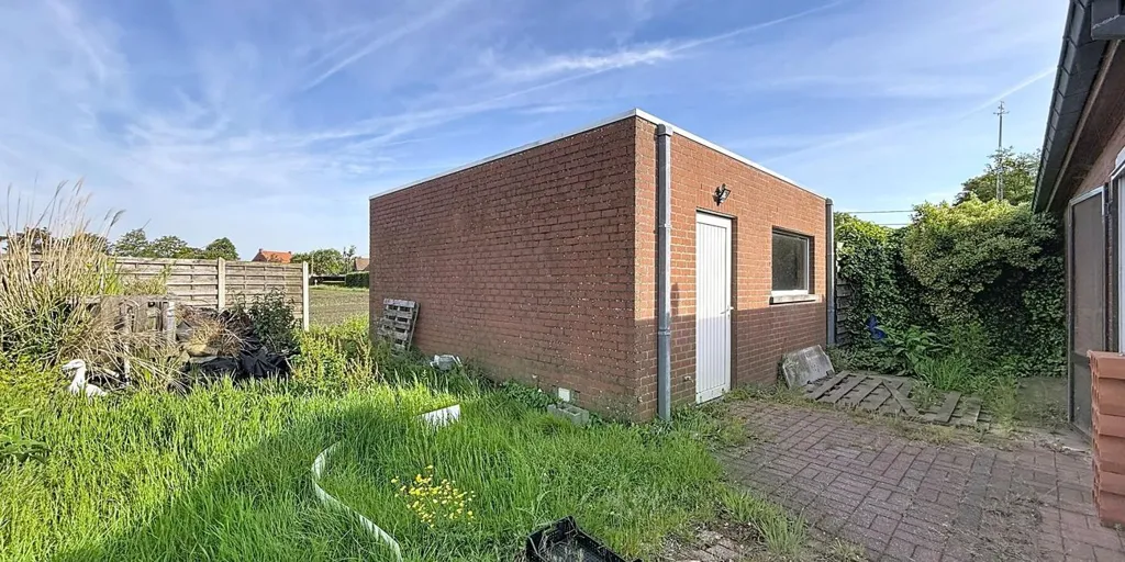Giardino - Renovatable Bungalow in Beernem