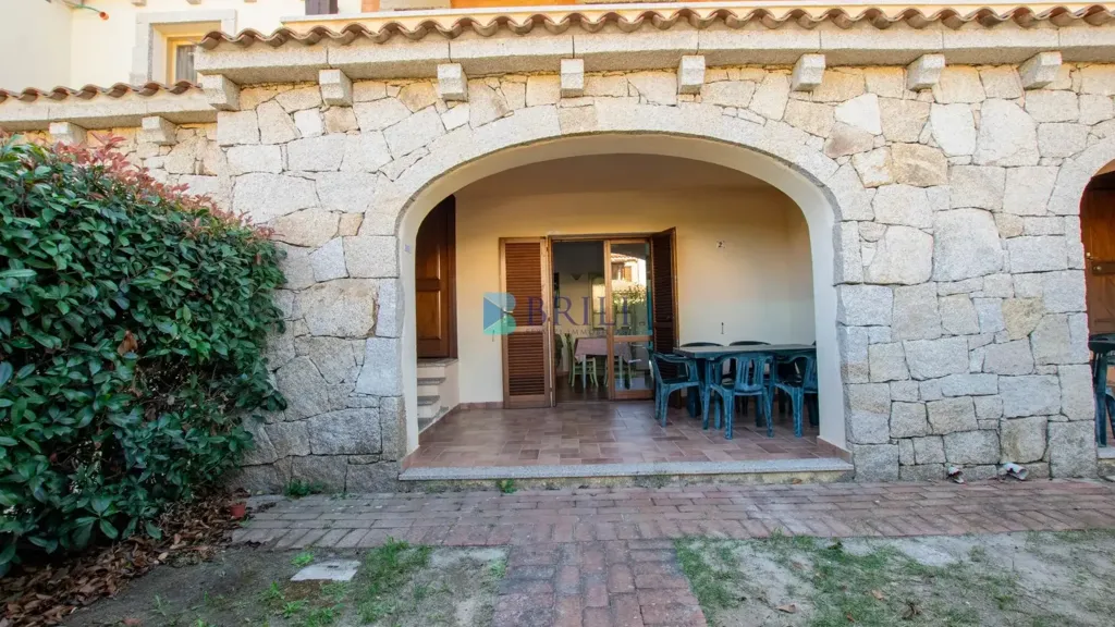 Terrass - Apartment with Private Garden in San Teodoro