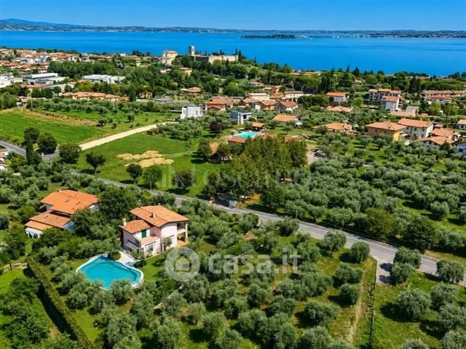 Õhuvaade - Villa with Pool in Moniga del Garda