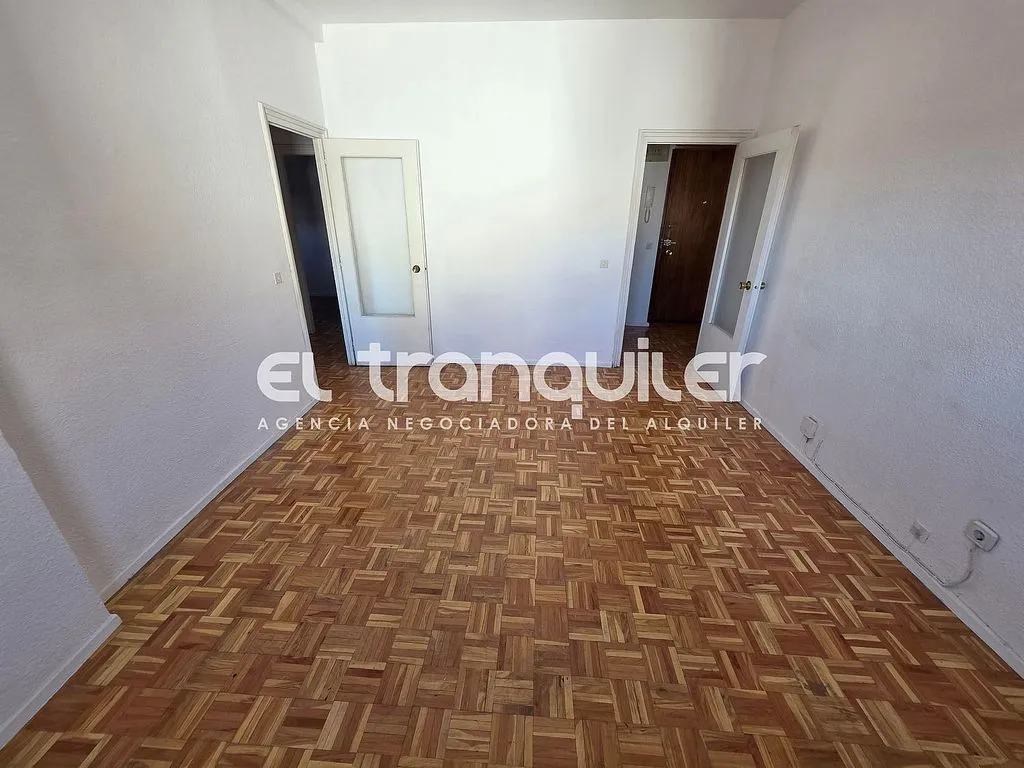 Pièces - Apartment with Terrace in De Teruel Street