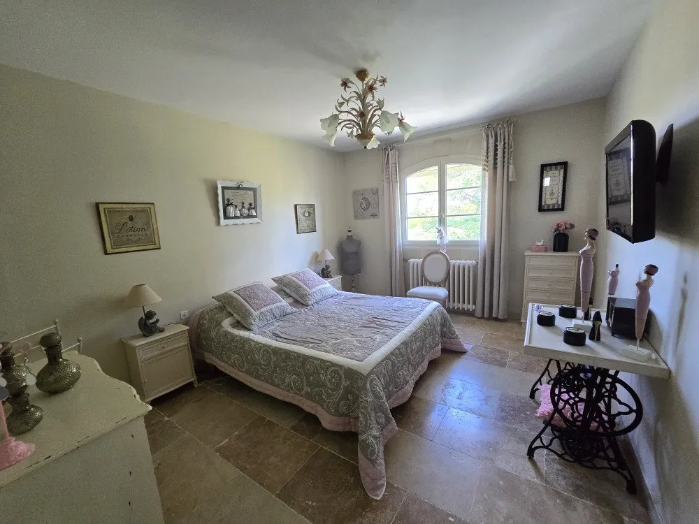Magamistoad - Villa with Pool in Countryside