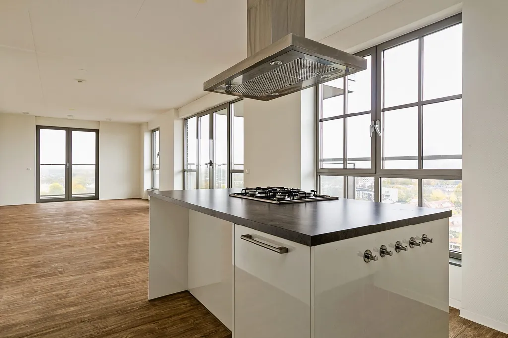 Kitchen - Waterfront Apartment with Balcony in Tilburg