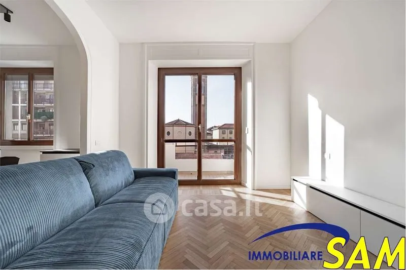 Soggiorno - Loft with Balcony in Central Milan