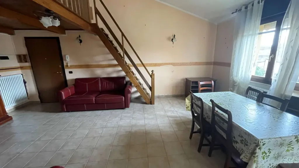 Salle à manger - Apartment with Terrace in Sarzana
