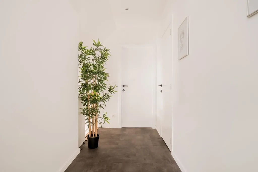 Esik - Spacious Penthouse with Terraces in Quiet Area