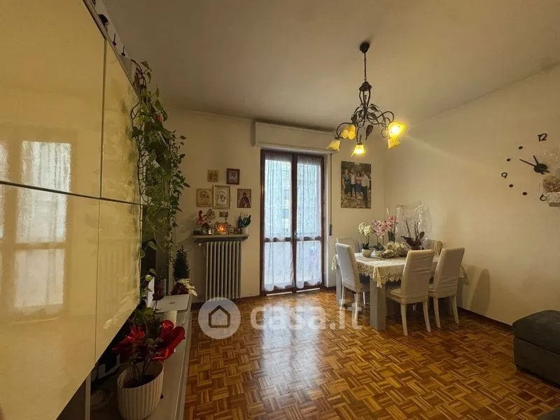 Salle à manger - Trilocale with Balcony in Vercelli