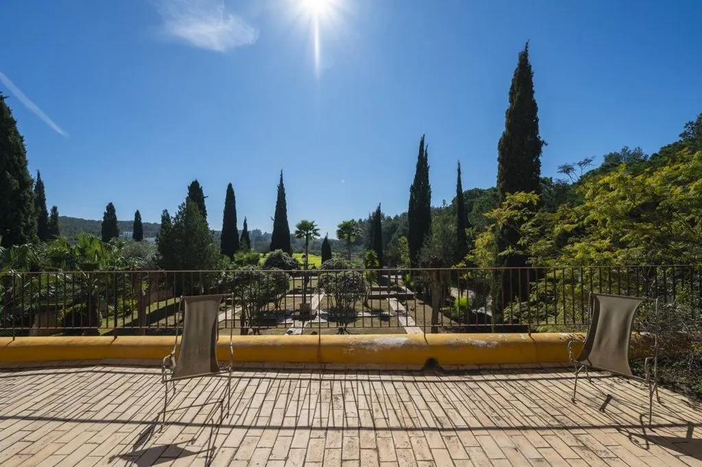 Terrass - Exclusive Country House with Rustic Charm in Ibiza