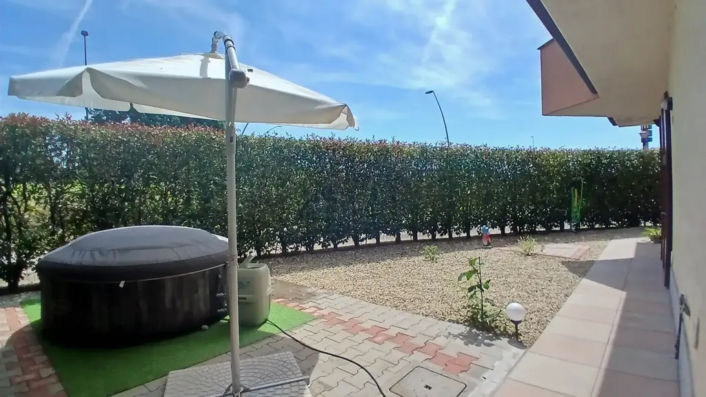 Terrass - Terraced House with Private Garden in Mortara
