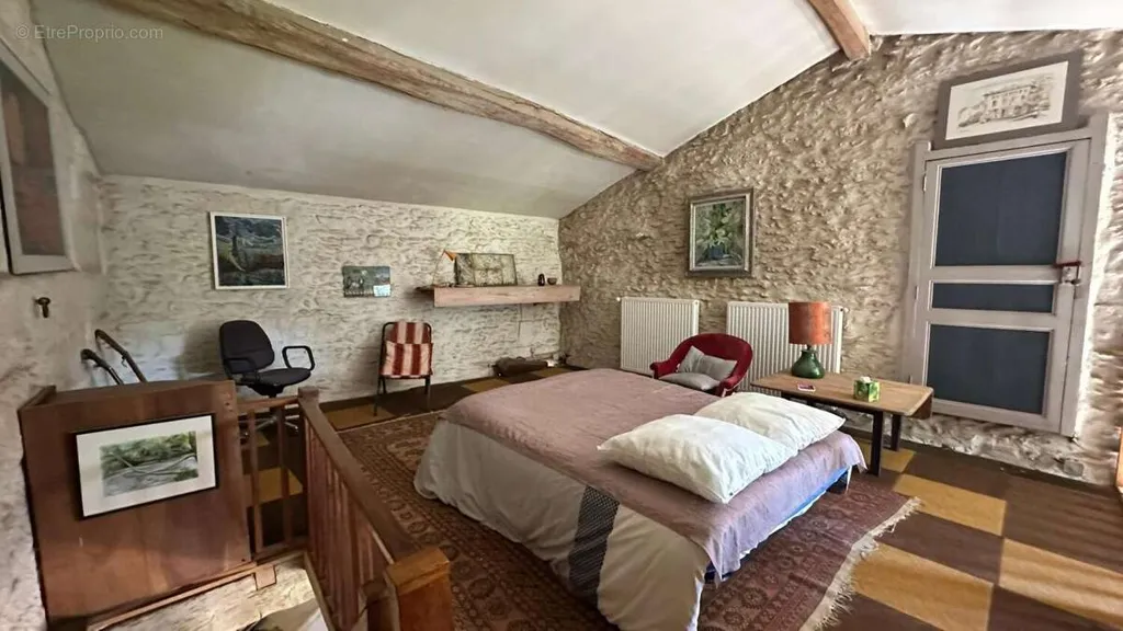 Chambres - Ensemble Immobilier avec Jardin à Chaniers