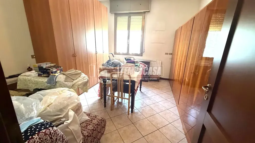 Bureau - Trilocale with Garden in Modena