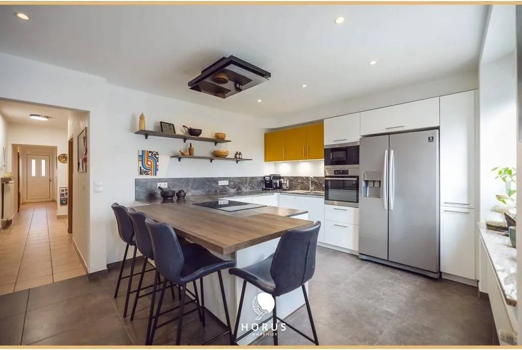 Cuisine - Maison de Ville avec Terrasses à Differdange