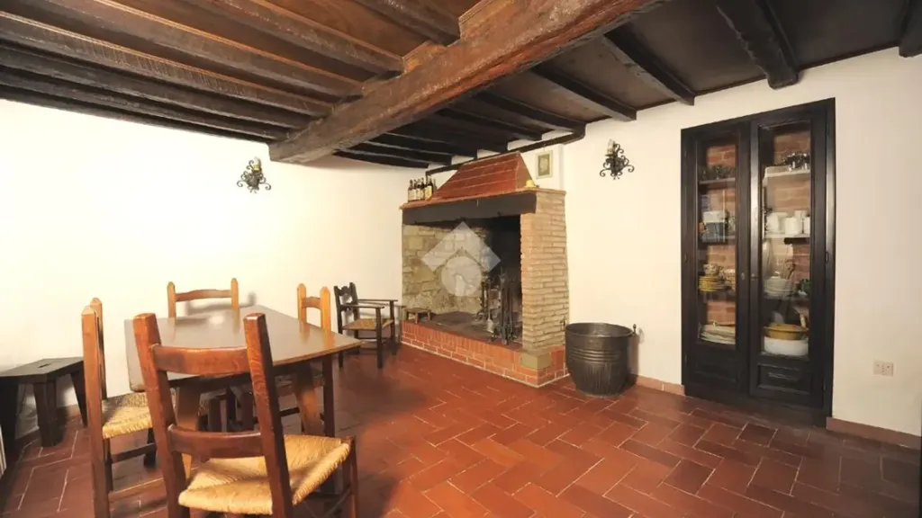 Salle à manger - Rustic Villa with Panoramic Views in Barbiana