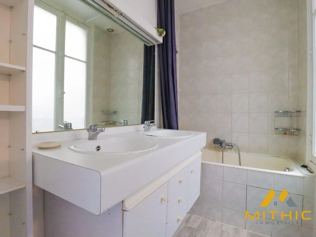 Vannitoad - Luxury Flat with Balconies in Paris