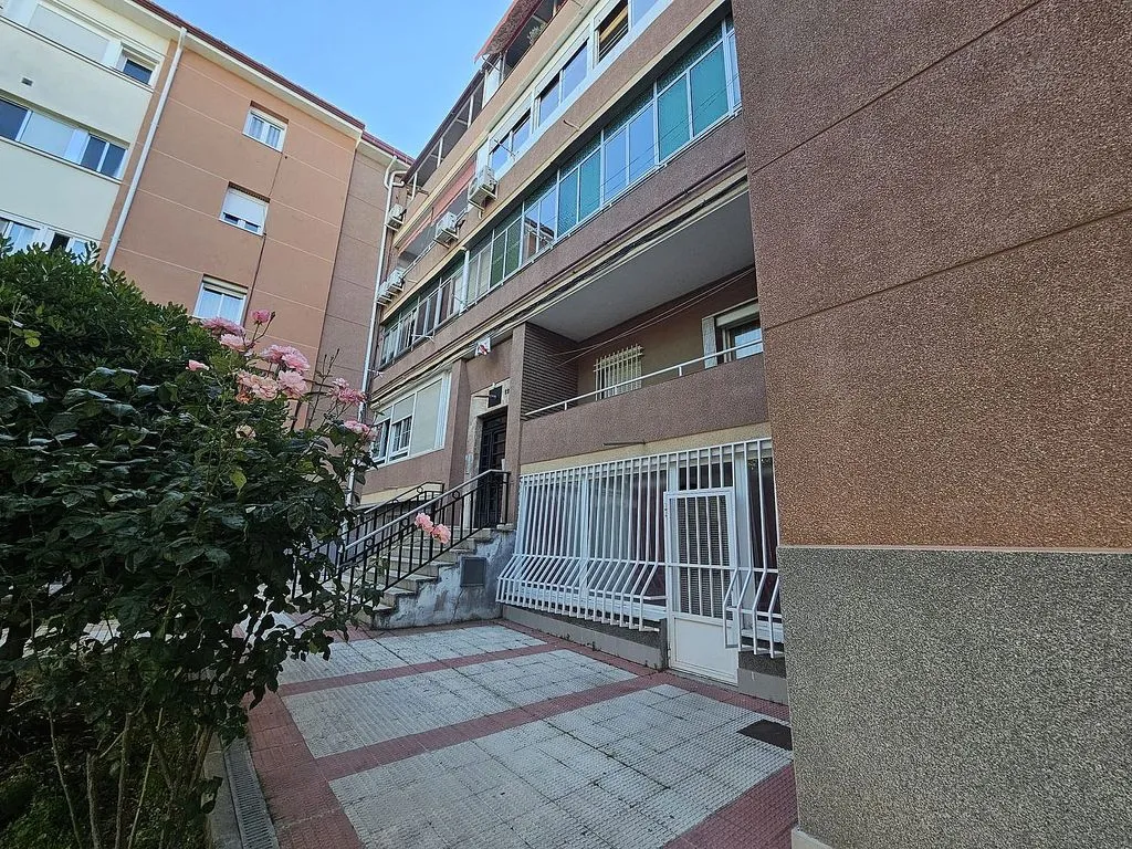 Extérieur - Apartment with Garage in Ciudad Pegaso