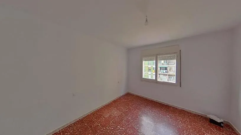 Toad - Apartment with Garden Access in Badalona