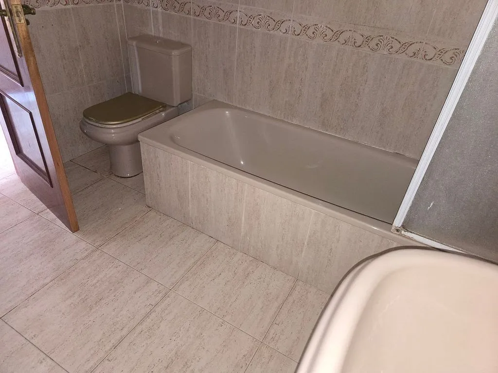 Salles de bain - Semi-Detached House with Pool in Benalmádena