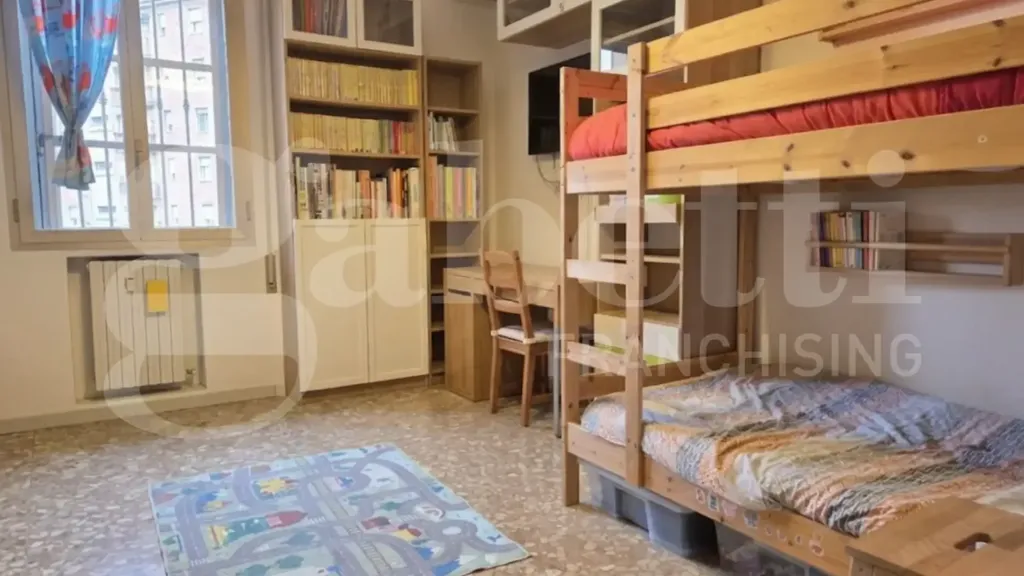 Chambres - Bright Apartment with Balcony in Bologna