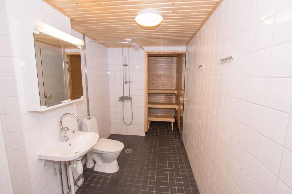 Salles de bain - Modern Apartment with Sauna in Espoonlahti