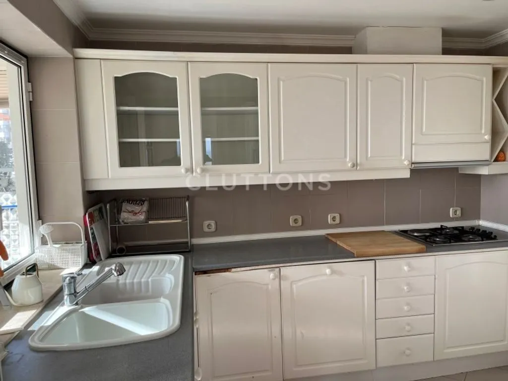 Cuisine - Luxury Apartment with Pool in Monte Estoril, Cascais