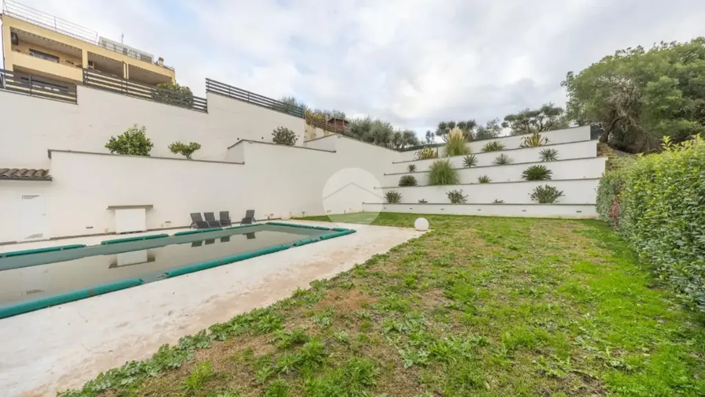 Piscine - Bifamiliar Villa with Pool in Castelverde, Rome