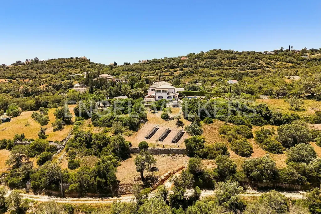 Vista aerea - Sustainable Luxury Villa with Private Pool in Loulé
