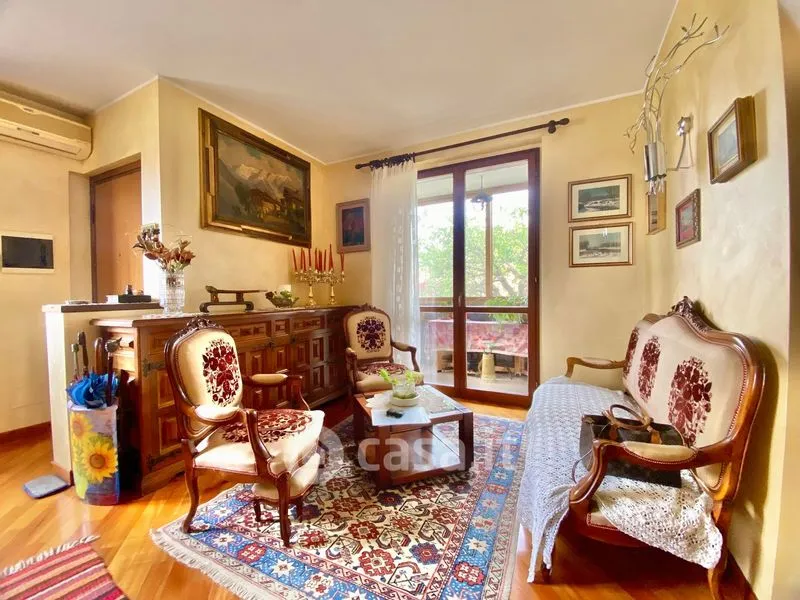 Séjour - Semi-detached Villa with Garden in Cilavegna