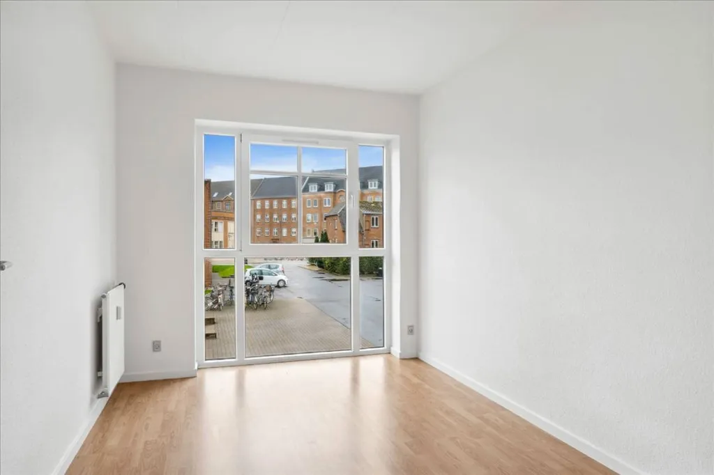 Toad - Modern Flat with Harbour View in Odense C