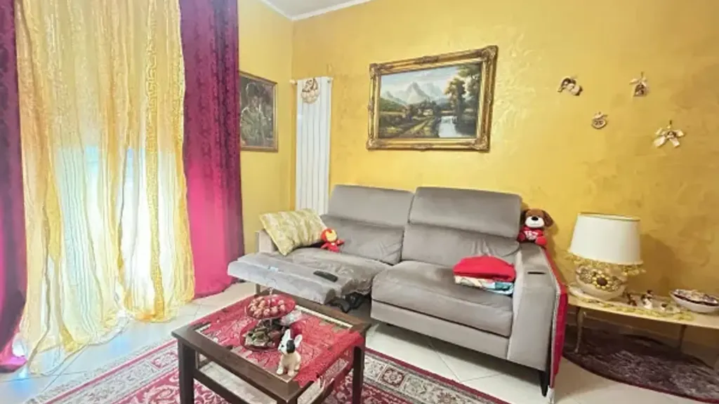 Elutuba - Modern Apartment with Balcony in Macchia Romana