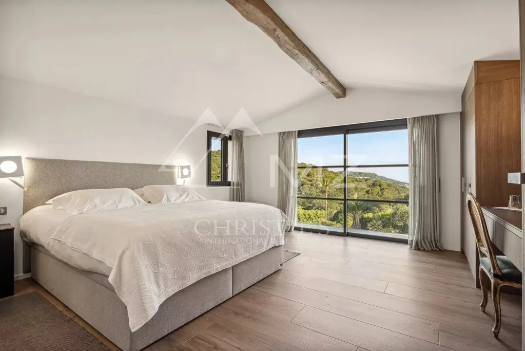 Magamistoad - 5-Bedroom Villa with Sea View in Mougins