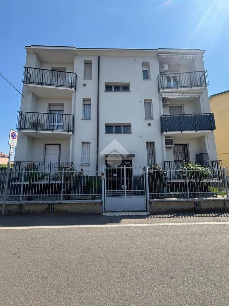 Esterno - Fully Rented 2-Bedroom in Vanzago