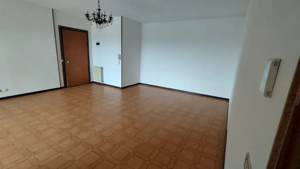 Séjour - Spacious Apartment with Balcony in Modena